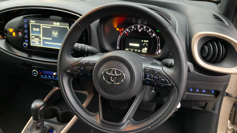 Toyota Aygo X 1.0 VVT-i Edge 5dr Auto Petrol Hatchback